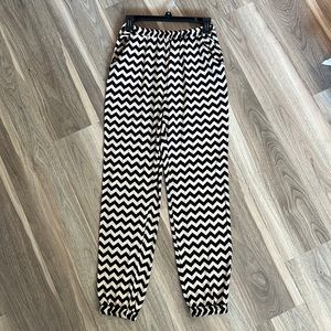 Chevron patterned pants